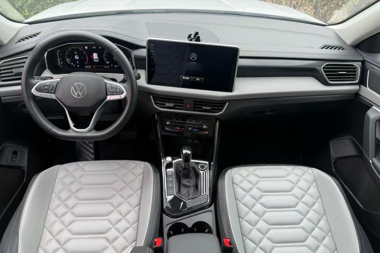 Used Volkswagen Tayron 2023 300TSI Two-Wheel-Drive Luxury Plus Advanced Edition
