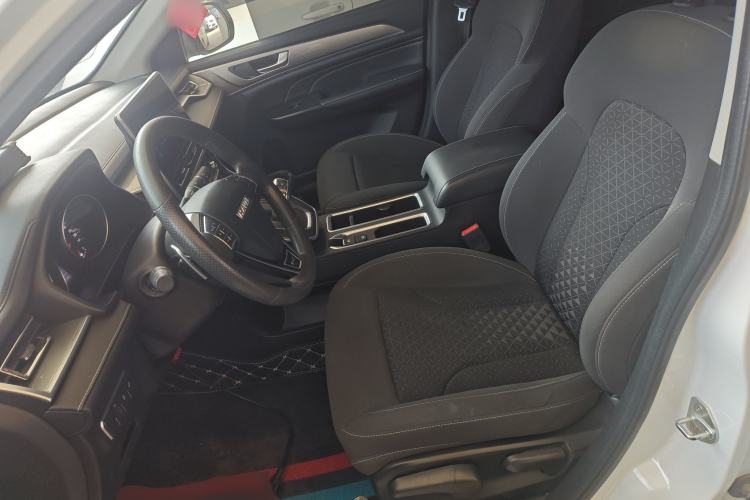 Used Haval M6 2021 PLUS 1.5T DCT Elite Smart Connectivity Model
