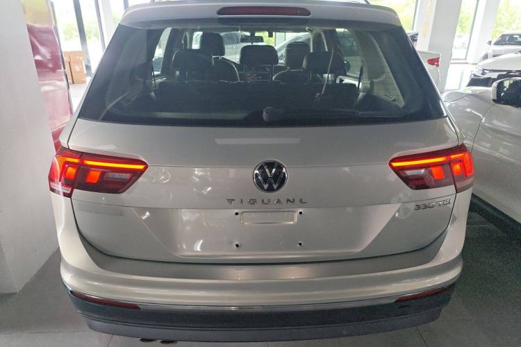 Used Volkswagen Tiguan L 2021 330TSI Automatic Two-Wheel Drive Smart Edition
