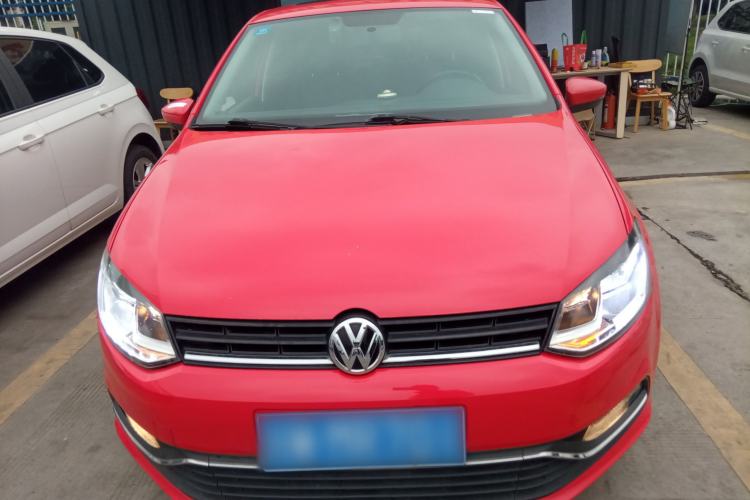 Used Volkswagen Polo 2016 1.6L Automatic Comfort Model
