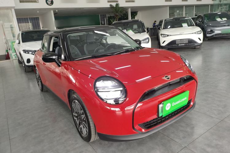 Used  Electric MINI COOPER 2024 456km COOPER E Classic Edition