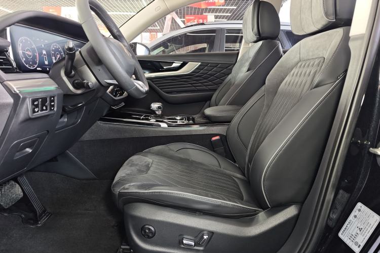 Used Hongqi HS5 2022 Revised Version 2.0T Smart Connect Flagship Edition
