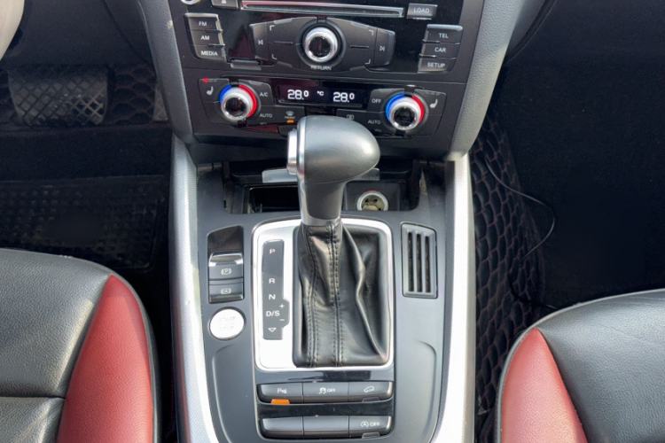 Used Audi Q5 2017 Plus 40 TFSI Technology Model
