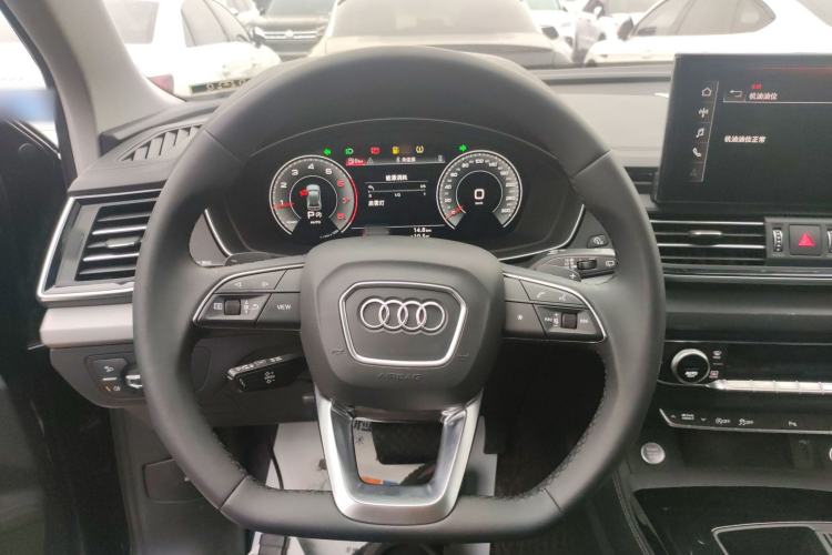 Used Audi Q5L 2023 40T Fashionable and Dynamic Edition
