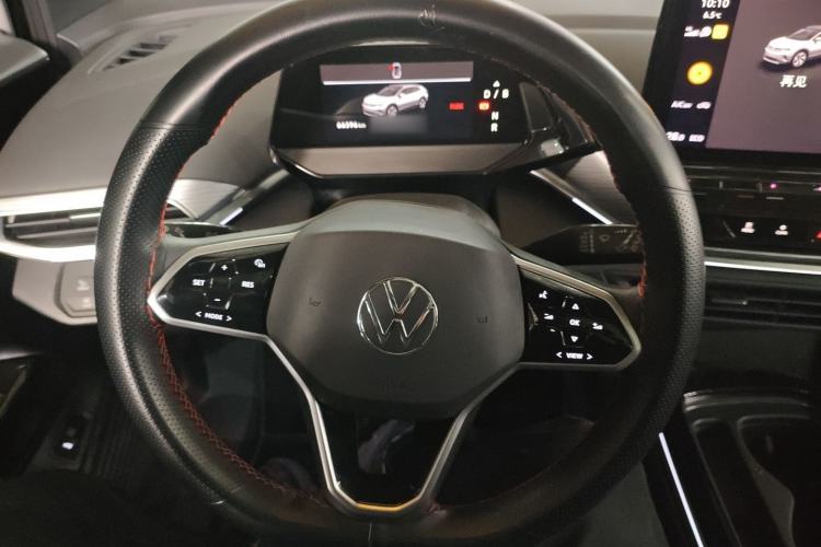 Used Volkswagen ID.4 CROZZ 2021 Long-Range PURE+ Two-Wheel Drive Version
