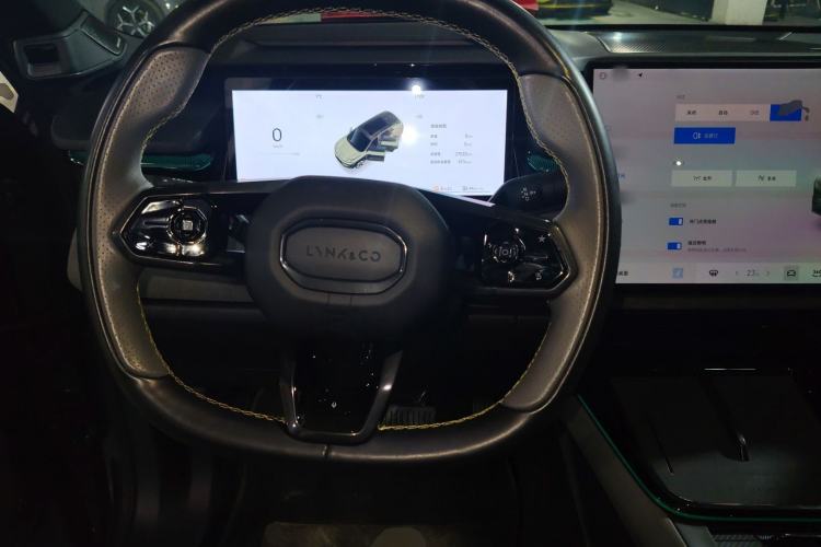 Used Lynk & Co 08 EM-P 2023 120km Long-Range Halo