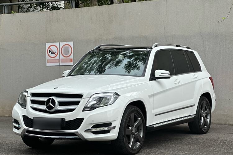 Used Mercedes-Benz GLK-Class 2013 GLK 300 4MATIC Dynamic Sunroof Model
