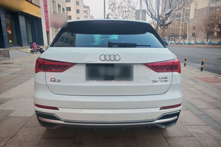 Used Audi Q3 2021 35 TFSI Fashion Dynamic Model
