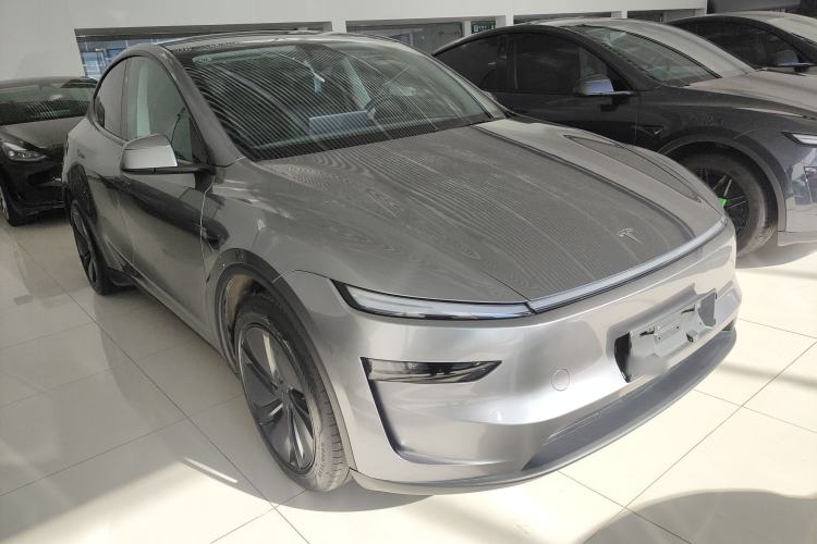 Used Tesla Model Y 2025 Rear-Wheel-Drive Version