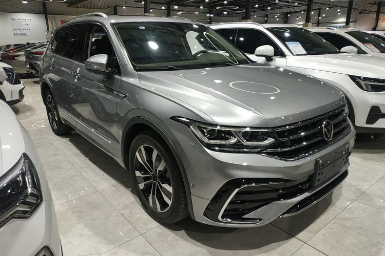 Used Volkswagen Tiguan L 2022 380TSI Automatic All-Wheel Drive R-Line Flagship 7-Seater
