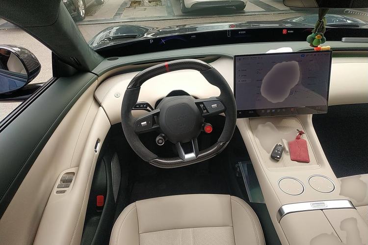 Used  YU7 2025 Ultra-Long Range High-Performance All-Wheel-Drive Max Edition
