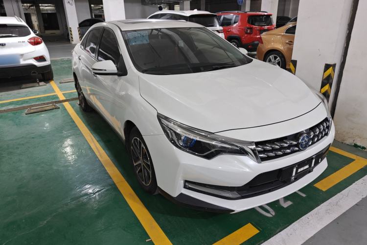 Used Venucia D60 2018 1.6L CVT Smart Connect Elite Edition
