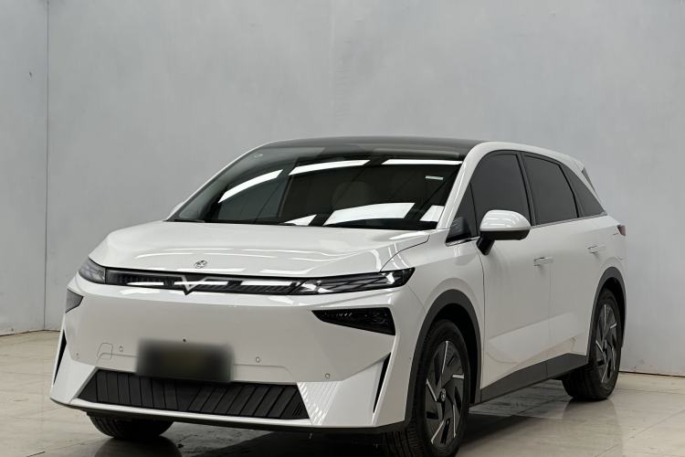 Used Venucia VX6 2023 520 Max