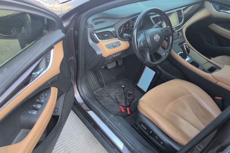 Used Buick LaCrosse 2018 20T Luxury Model
