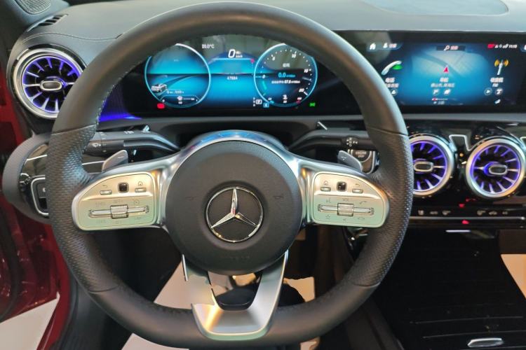 Used Mercedes-Benz A-Class 2022 Restyled A 200 L Sport Sedan Fashion Version
