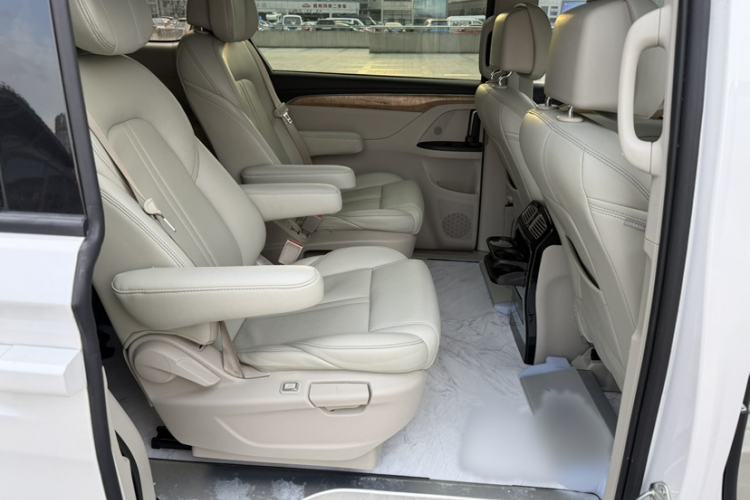 Used Buick GL8 2018 ES 28T Comfort Model China VI Standard