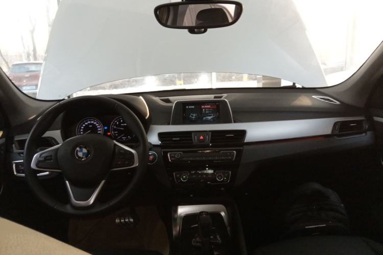 Used BMW X1 2019 sDrive20Li Leading Model
