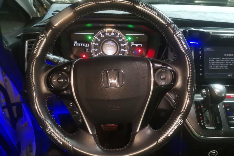 Used Honda Elysion 2016 2.4L Comfort Edition
