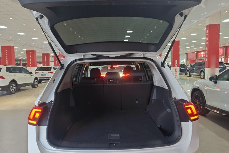 Used Volkswagen Tiguan L 2022 330TSI Automatic Two-Wheel Drive Comfort Edition
