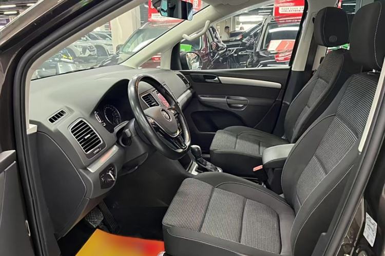 Used Volkswagen Sharan 2016 380TSI Comfort Edition 7-Seater
