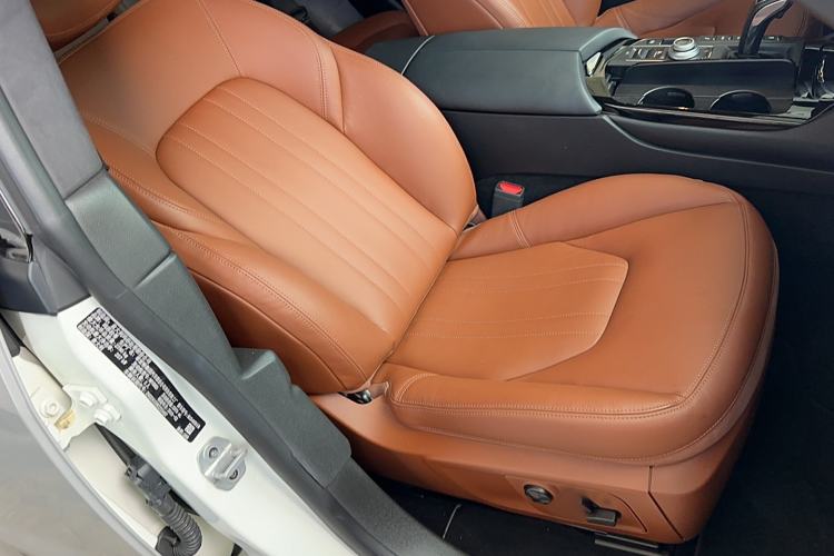 Used Maserati Levante 2019 3.0T Standard Version China VI
