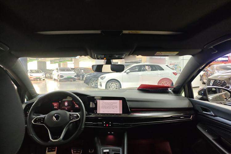 Used Volkswagen Golf 2023 Facelift 280TSI DSG R-Line Lite
