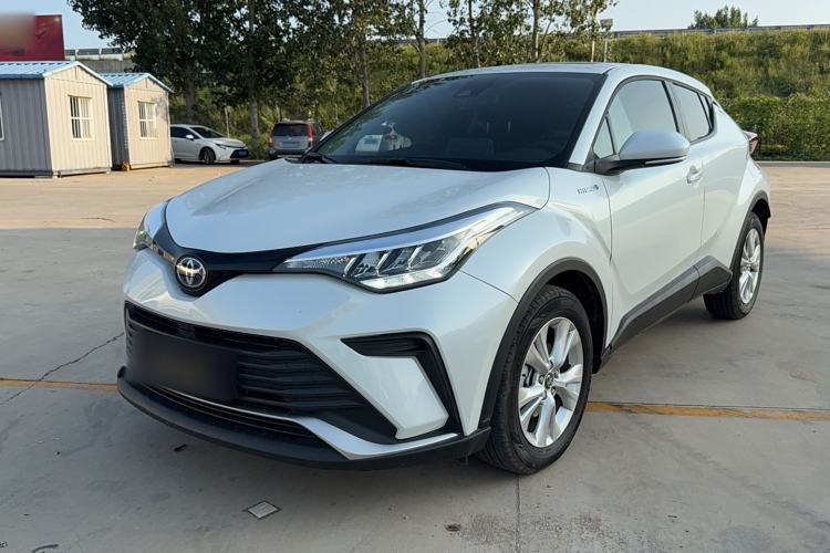 Used Toyota IZOA 2021 Dual-Motor 2.0L Yi Xing Edition
