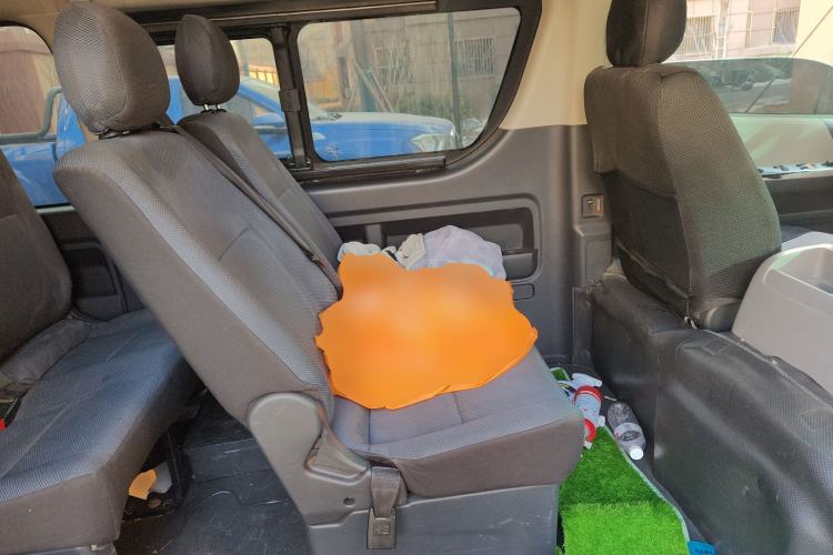 Used Foton Scenic G9 2020 2.8T Diesel Commercial Version Long Wheelbase High Roof 6-Seater with Clear Windows 4J28TC3