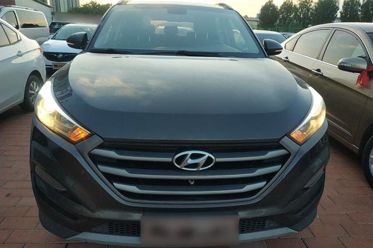 Used Hyundai Tucson 2018 1.6T Dual-Clutch Two-Wheel Drive 15th Anniversary Special Edition
