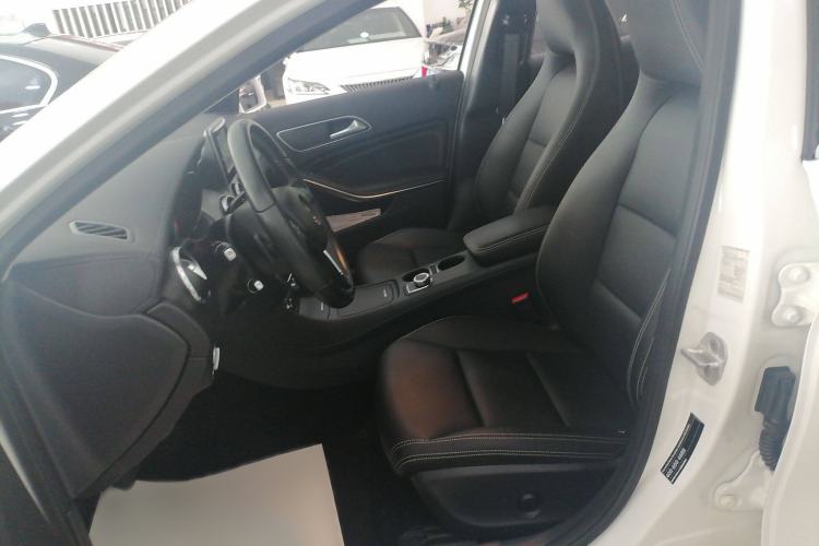 Used Mercedes-Benz GLA 2015 GLA 220 4MATIC Fashion Model