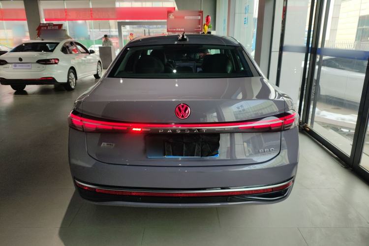 Used Volkswagen Passat 2025 Pro 380TSI Dragon Supreme Edition