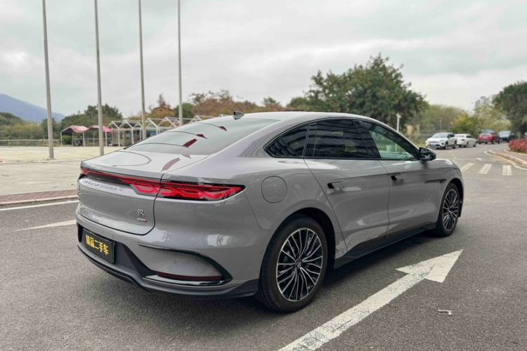 Used BYD Han 2025 DM-i Intelligent Driving Edition 125KM LiDAR Flagship Model
