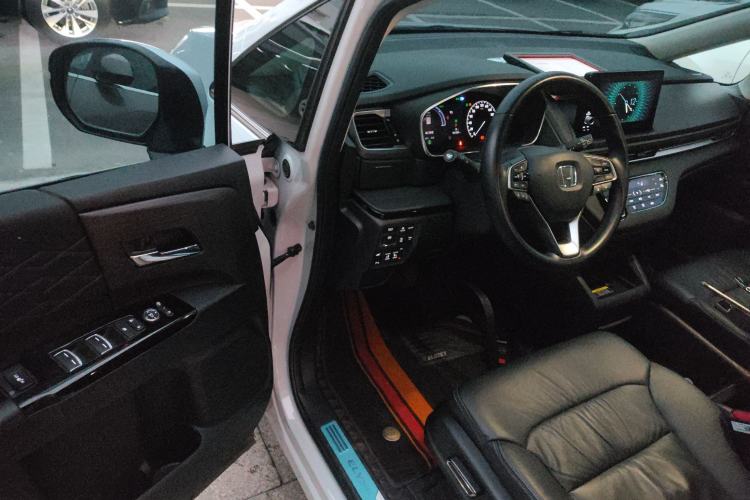 Used Honda Elysion 2024 2.0L eHEV Luxury Edition
