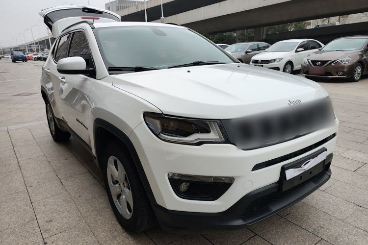 Used  Compass 2017 200T Automatic Family Edition
