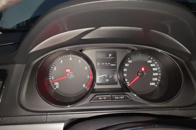 Used Volkswagen Gran Lavida 2015 230TSI DSG Comfort Edition