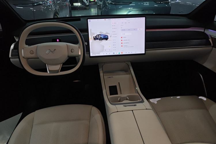 Used ONVO L60 2024 60 kWh All-Wheel Drive
