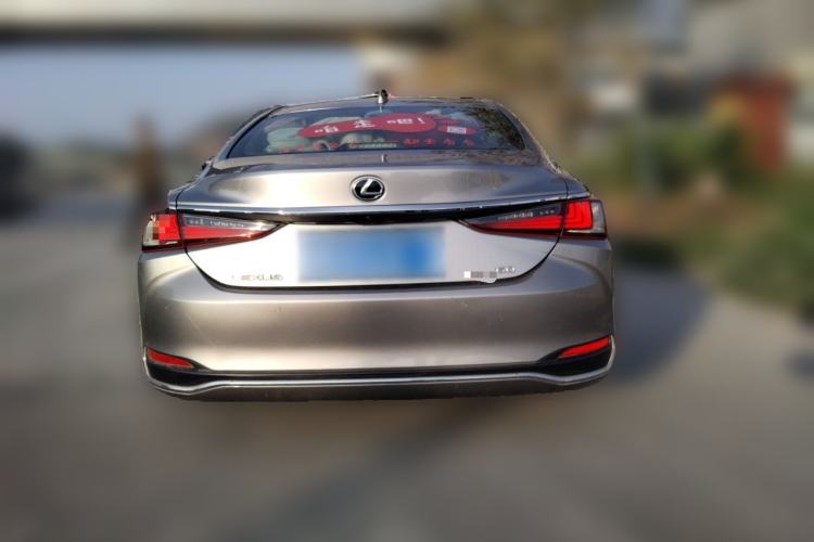 Used Lexus ES 2020 260 Excellence Edition
