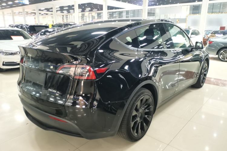 Used Tesla Model Y 2022 Rear-Wheel-Drive Version
