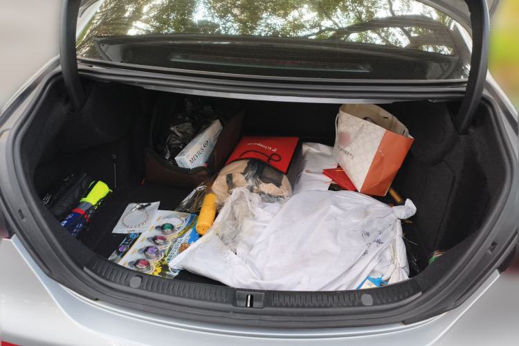 Used Mercedes-Benz E-Class 2021 Restyled E 300 L Sporty and Stylish Edition
