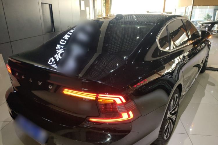Used Volvo S90 2022 B5 Zhiyuan Luxury Edition
