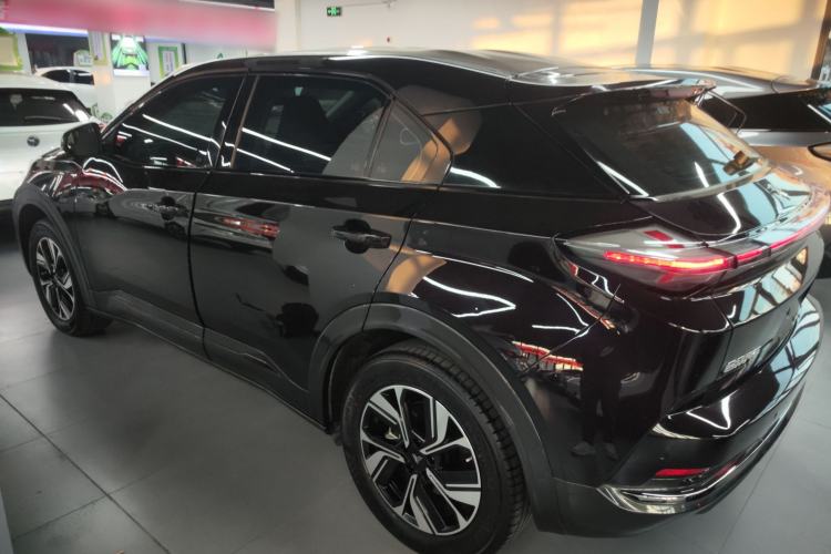 Used NETA U 2022 Zhi 400 Lithium-Nickel-Manganese-Cobalt Energy System
