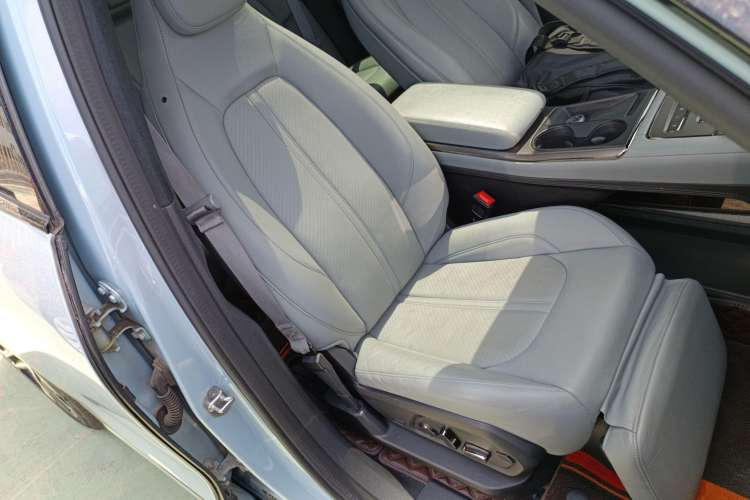 Used Nio ES6 2019 430 km Performance Version
