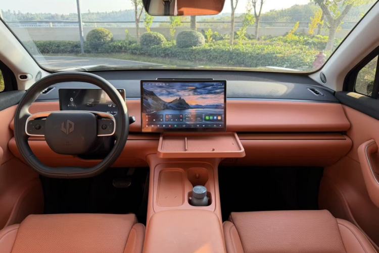 Used Leapmotor C16 2024 Range-Extended 200 Luxury Edition
