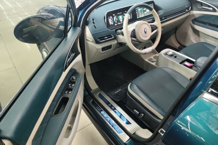 Used ORA Good Cat 2022 Morandi Edition 400km Standard Range Premium Version Lithium Iron Phosphate