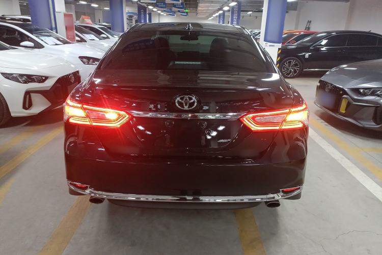 Used Toyota Camry 2023 2.0G Luxury Edition
