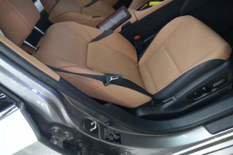 Used Lexus ES 2024 200 Premium Edition