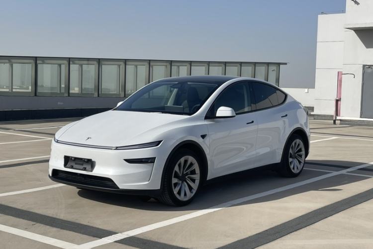 Used Tesla Model Y 2025 Rear-Wheel-Drive Version