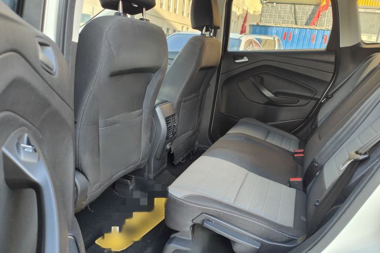 Used Ford Kuga 2015 1.5L GTDi Two-Wheel-Drive Comfort Model
