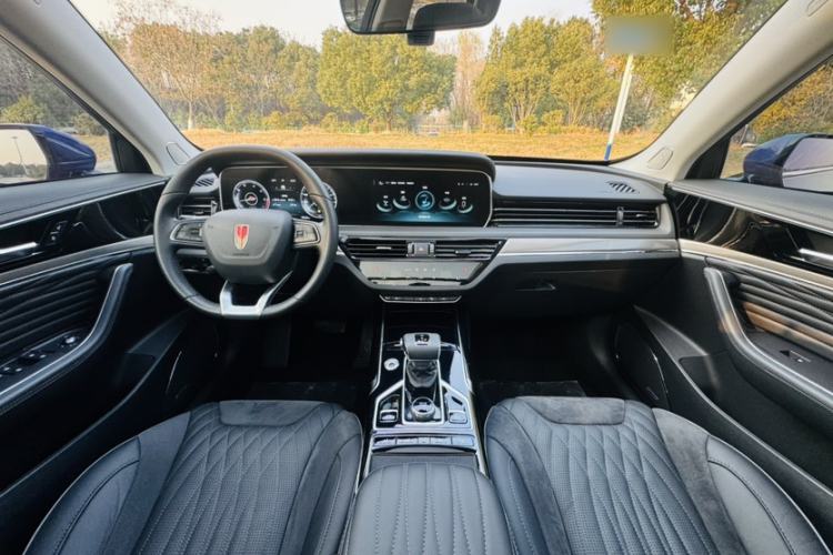 Used Hongqi HS5 2022 Revised Version 2.0T Smart Connect Flagship Edition
