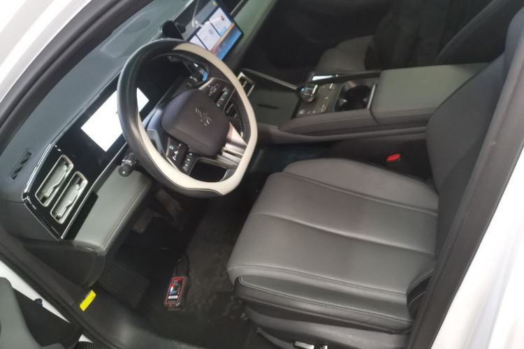 Used BYD Qin L 2024 DM-i 120KM Beyond Model
